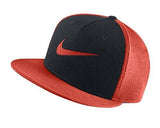 Sportswear Logo True Snapback One Size, Bright Crimson 011 / Black/Bright Crimson